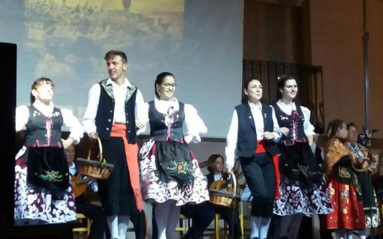certamen de bailes regionales calera y chozas