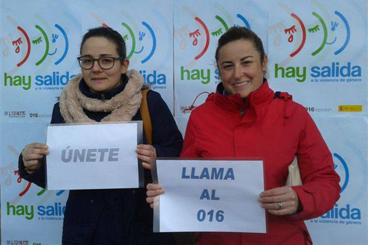 photocall calera y chozas contra la violencia de genero
