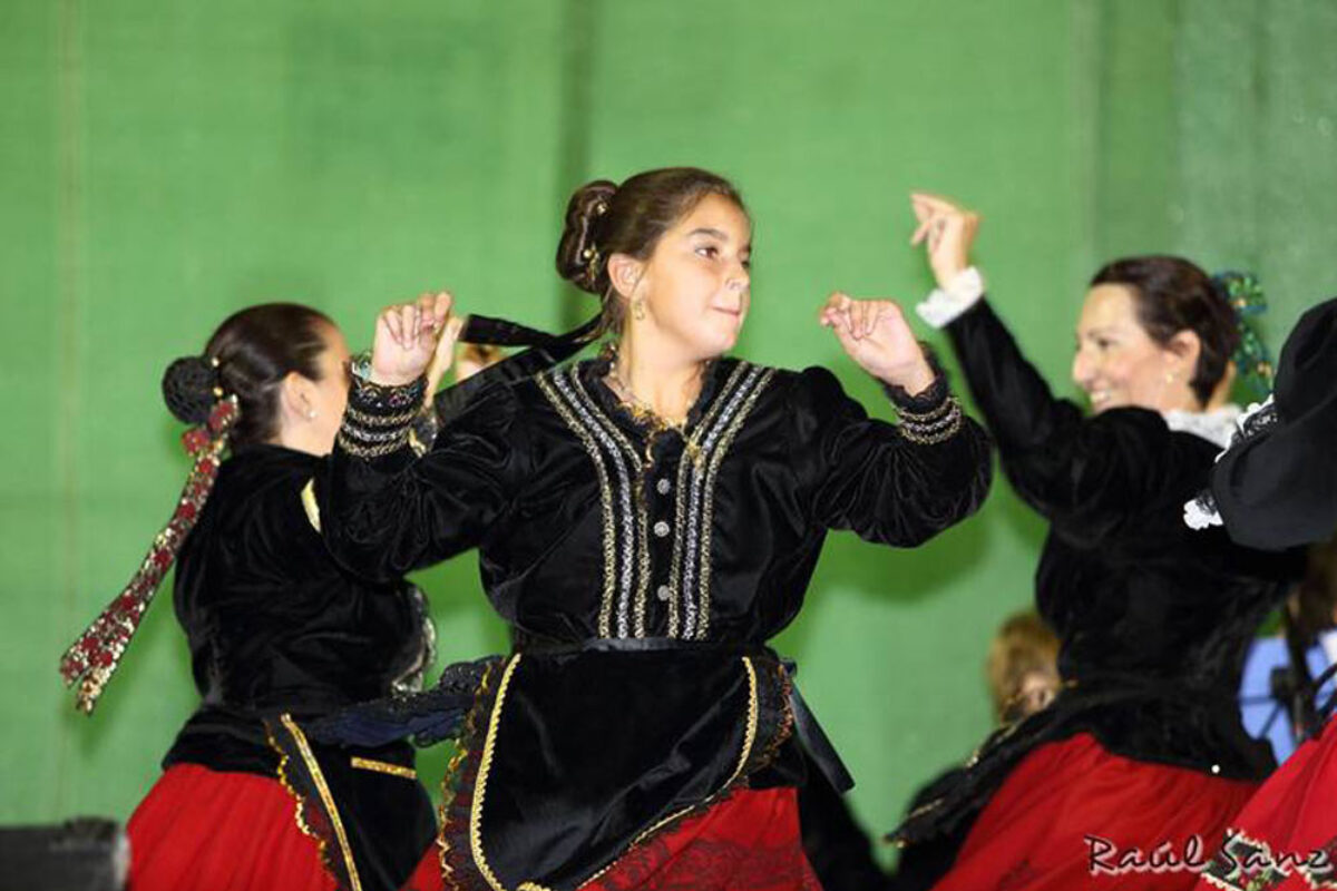 primer certamen bailes regionales en calera